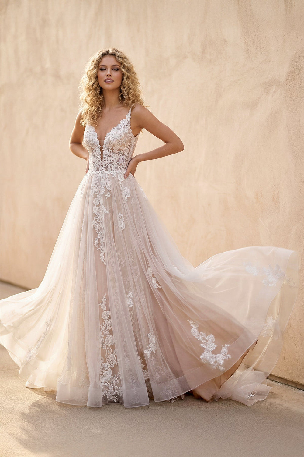 A-Line Lace White Sleeveless Wedding Dress