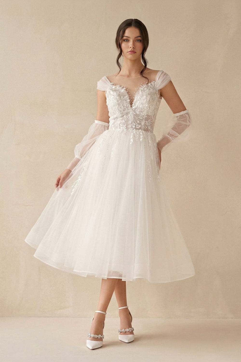 A-Line Long Sleeves Tulle Wedding Dresses With Appliques