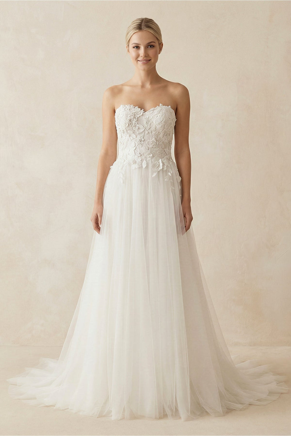 Appliqued Sweetheart A-Line Tulle Wedding Dress in White