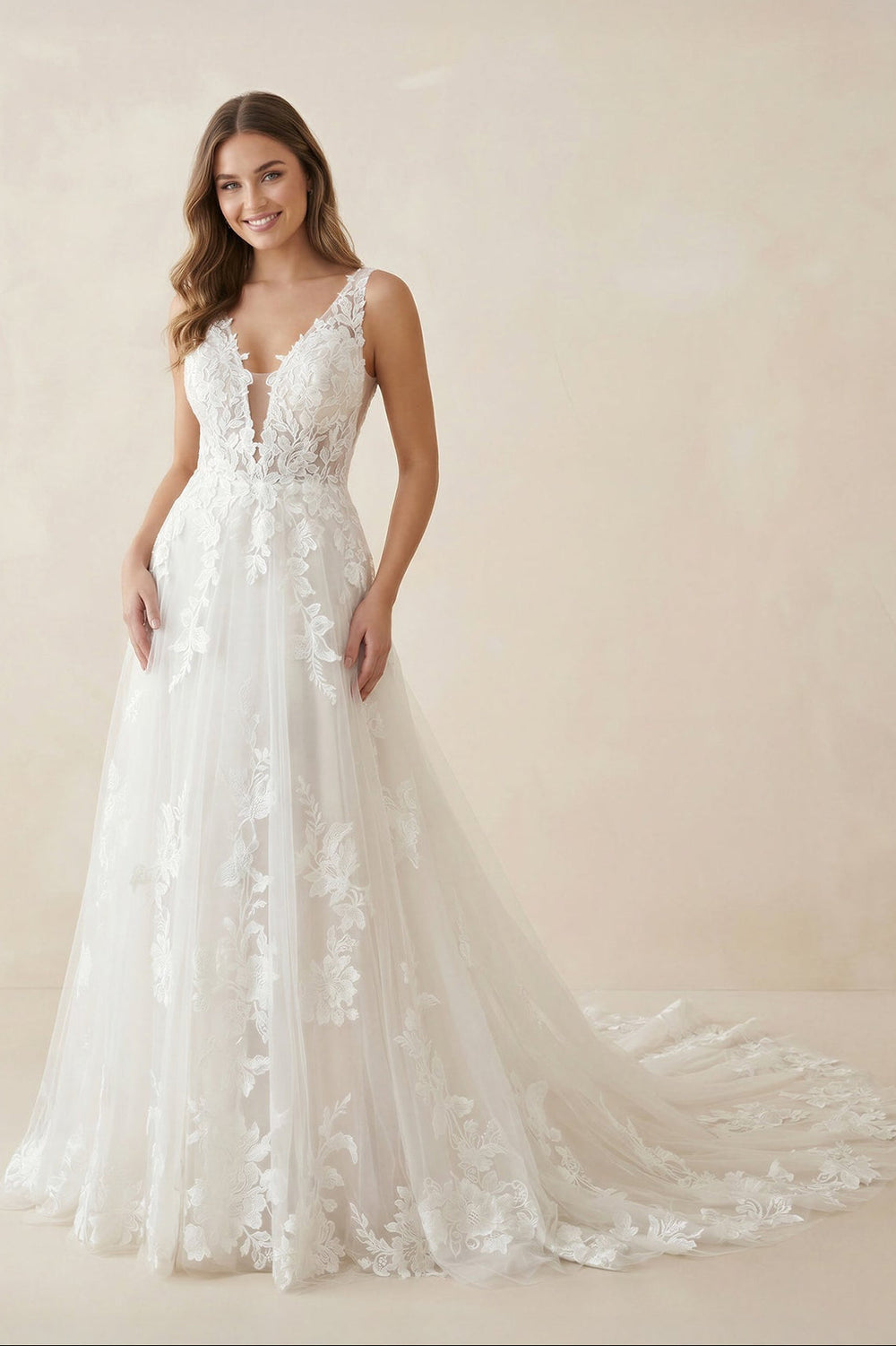 Appliqued V-Neck A-Line Tulle Maxi Wedding Dress in White
