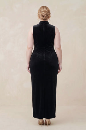 Black High Neck Sheath Velvet Bridesmaid Dress With Slit (2) [sizeplus] | KISSBRIDAL