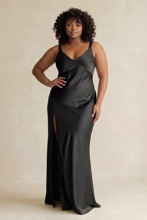 Black V-Neck Sheath Satin Bridesmaid Dress With Slit (3) | KISSBRIDAL[sizeplus]