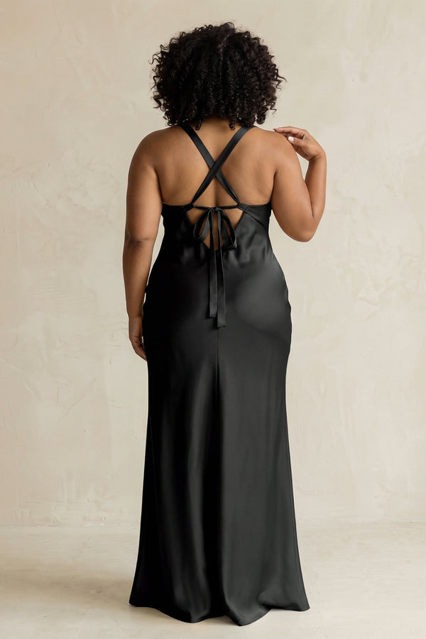 Black V-Neck Sheath Satin Bridesmaid Dress With Slit (4) | KISSBRIDAL[sizeplus]