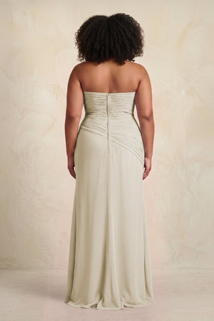 Dove Gray Sheath Chiffon Strapless Pleated Bridesmaid Dress (2) | KISSBRIDAL[sizeplus]