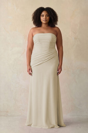 Dove Gray Sheath Chiffon Strapless Pleated Bridesmaid Dress | KISSBRIDAL[sizeplus]