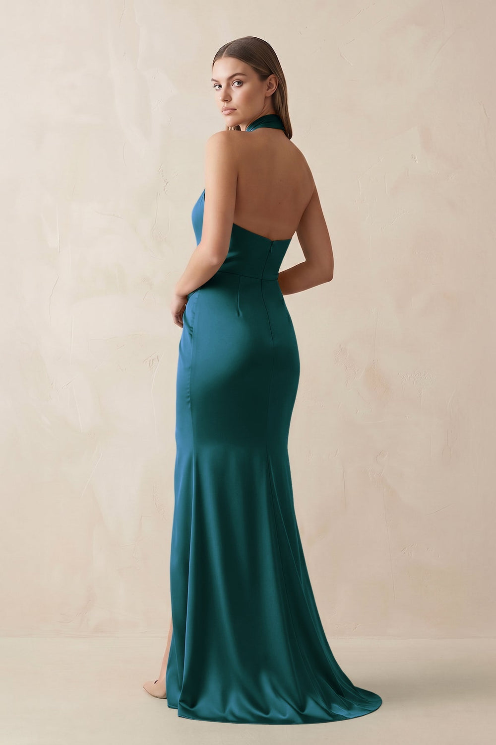 Halter Ruched Sheath Satin Bridesmaid Dress in Pine