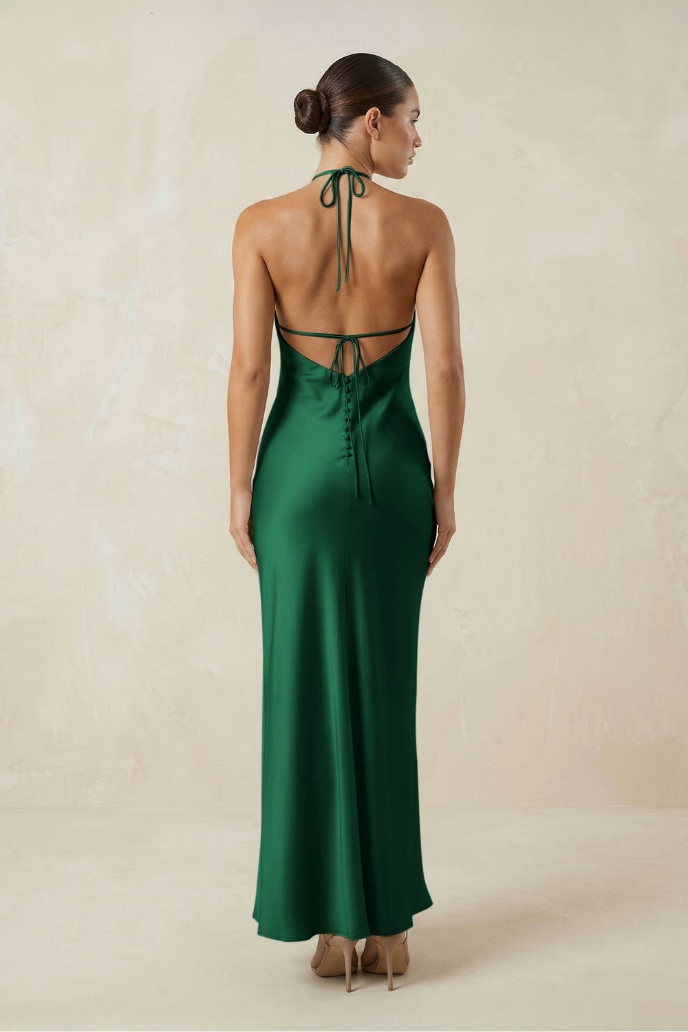 Halter Satin Sheath Midi Bridesmaid Dress in Green
