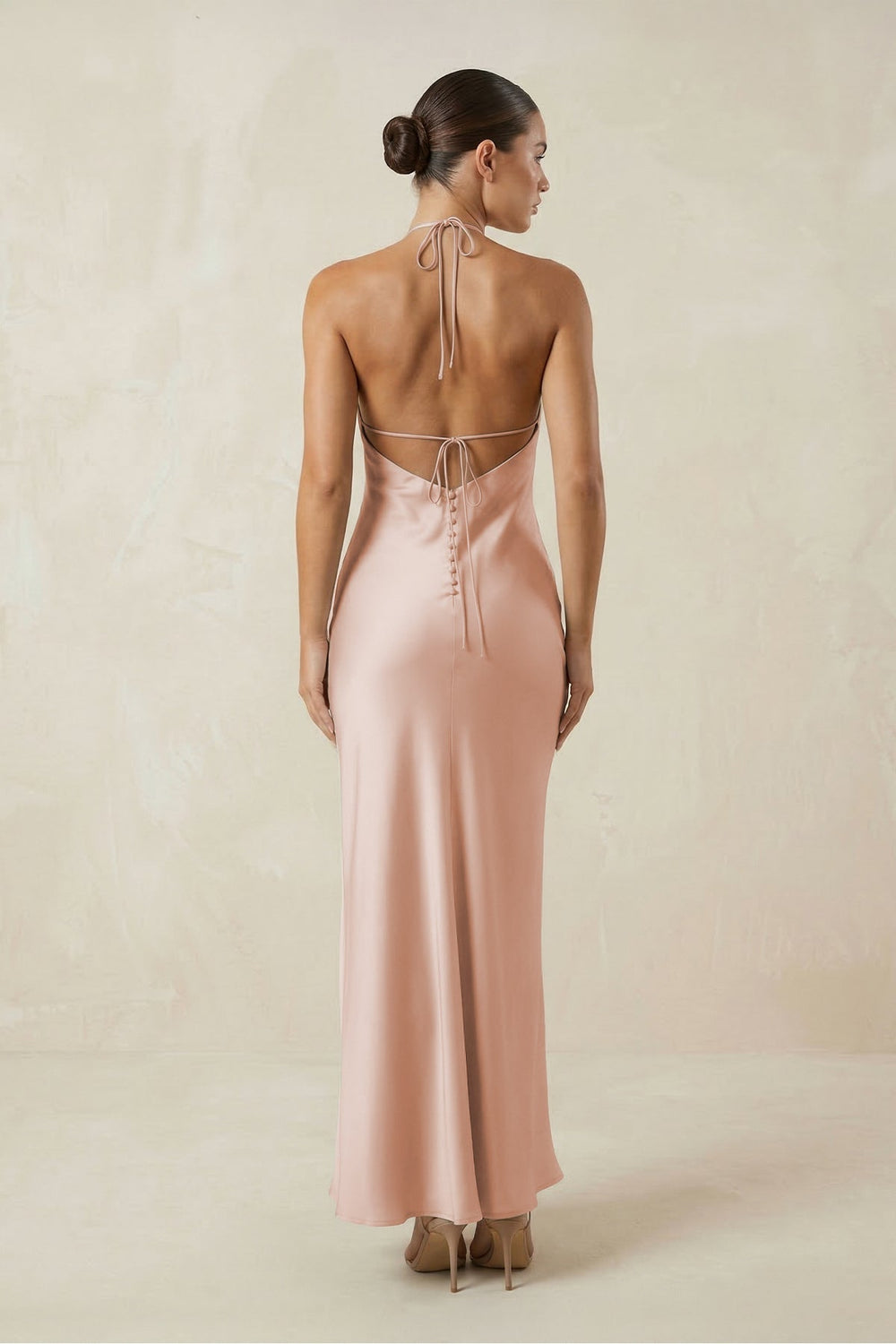 Halter Satin Sheath Midi Bridesmaid Dress in Pale Blush