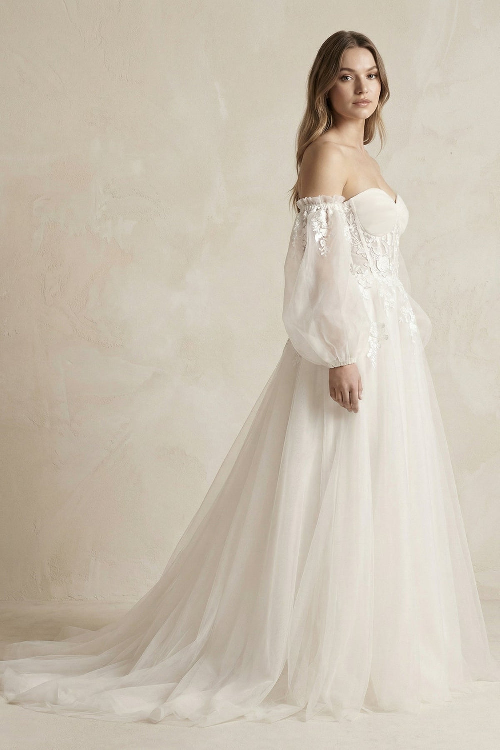 Long Sleeves Tulle A-Line Off-the-Shoulder Wedding Dress in White