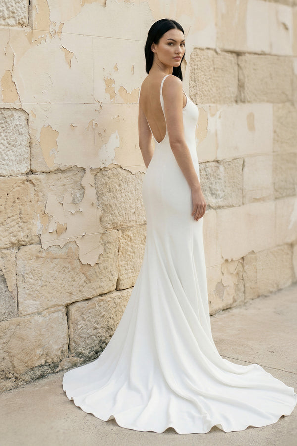 Mermaid Scoop Neck Backless Satin Wedding Dresses - KISS BRIDAL Wedding Dresses