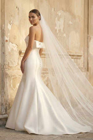 Mermaid Strapless Satin Wedding Dress With Bow in White - KISS BRIDAL Wedding Dresses