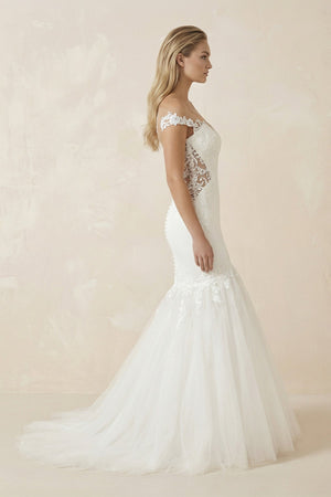 Mermaid Tulle Appliqued Off - the - Shoulder Wedding Dress in White - KISS BRIDAL Wedding Dresses