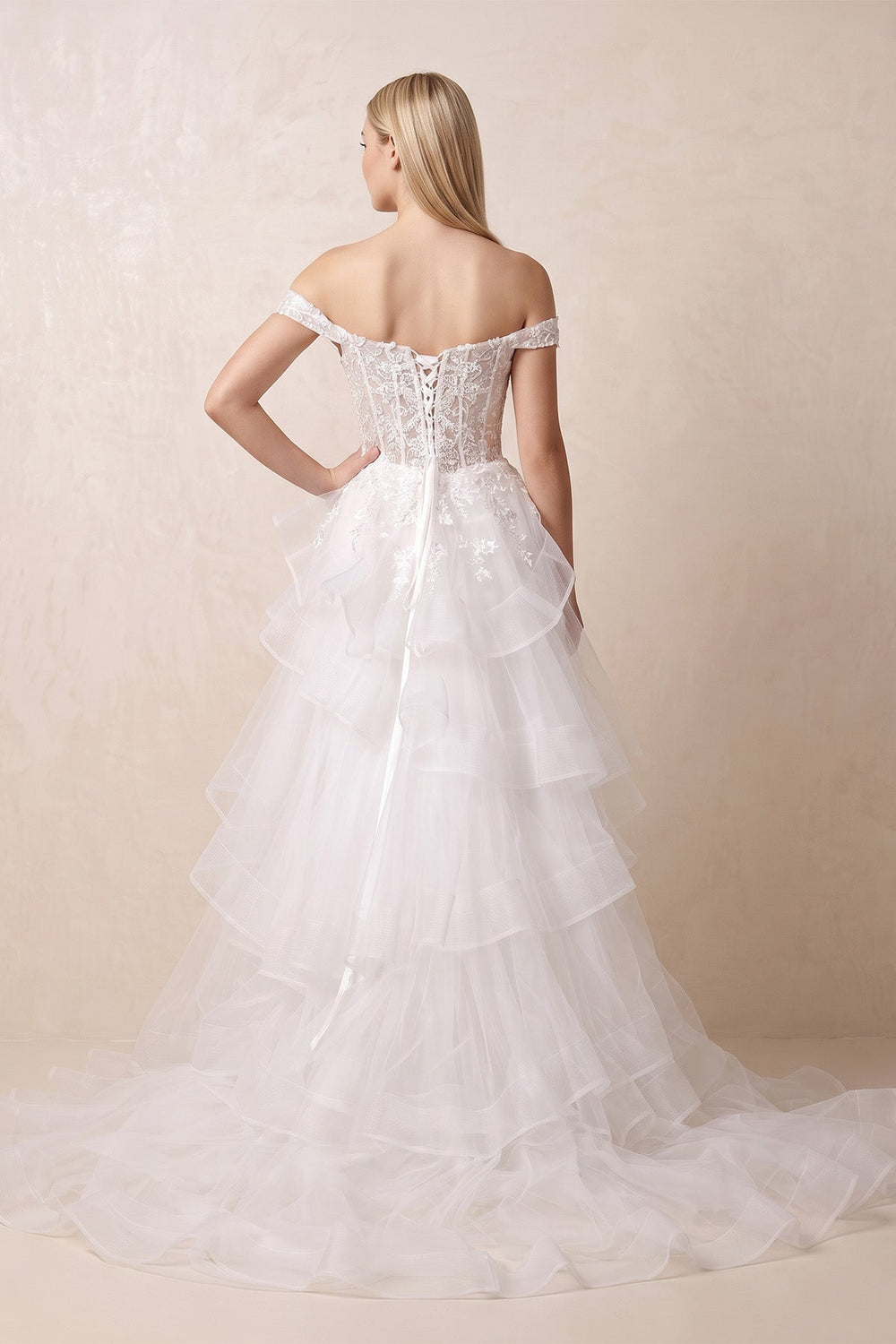 Off The Shoulder Ball-Gown Tulle Wedding Dress in White