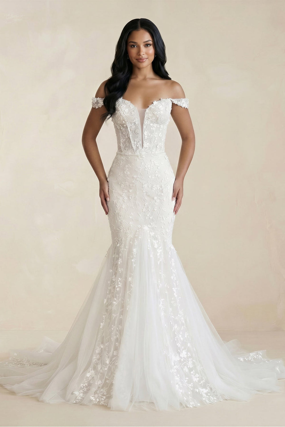 Off-the-Shoulder Mermaid Tulle Appliqued Wedding Dress in White