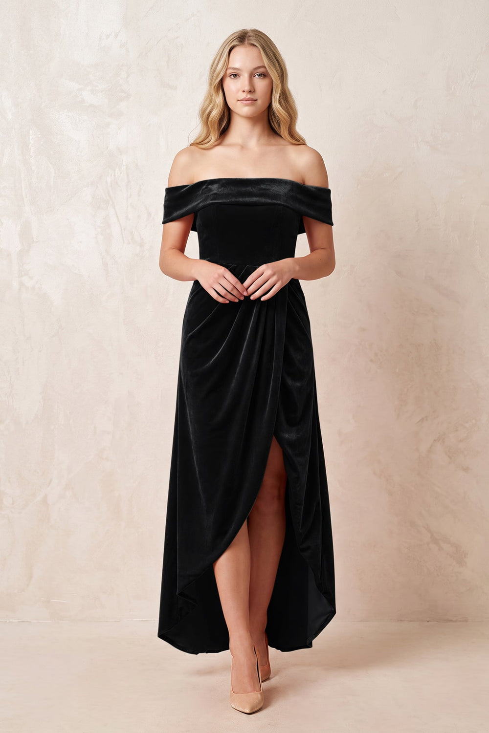 Off-the-Shoulder Sheath Velvet Midi Bridesmaid Dress in Black