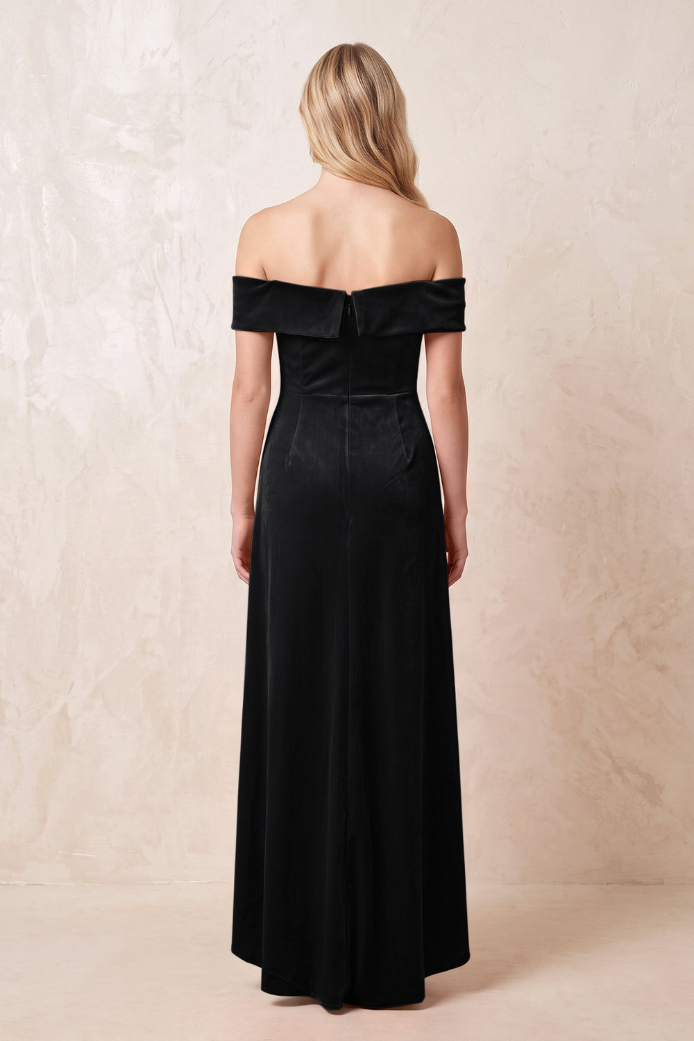 Off-the-Shoulder Sheath Velvet Midi Bridesmaid Dress in Black