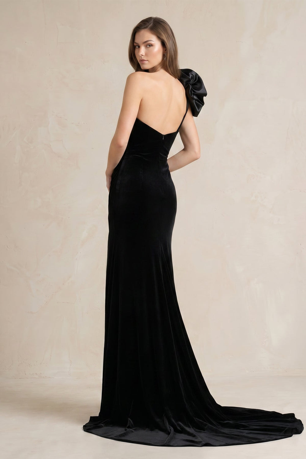 One-Shoulder Mermaid Satin Wedding Dress with Slit in Black