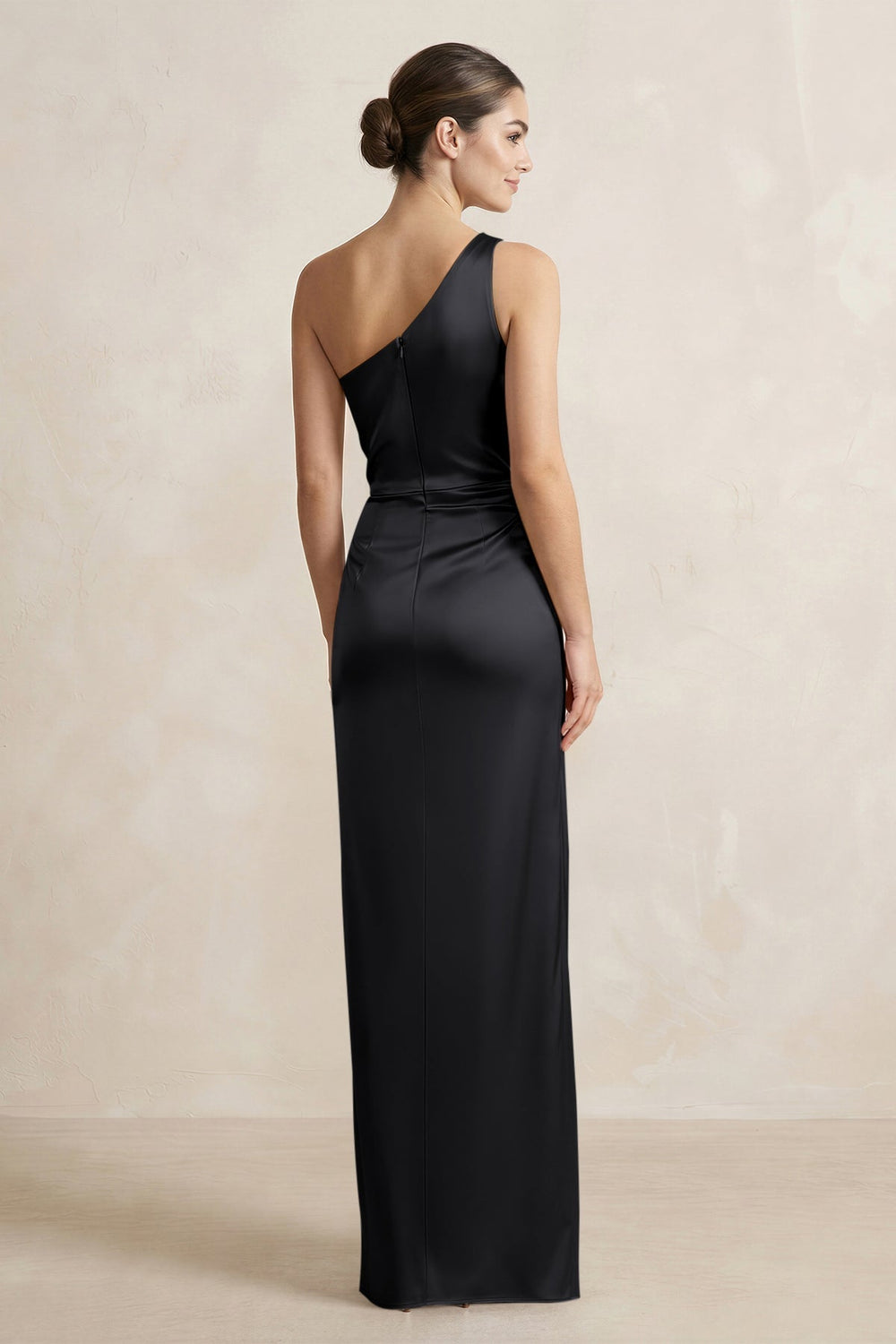 One-Shoulder Ruched Sheath Satin Bridesmaid Dress in Black