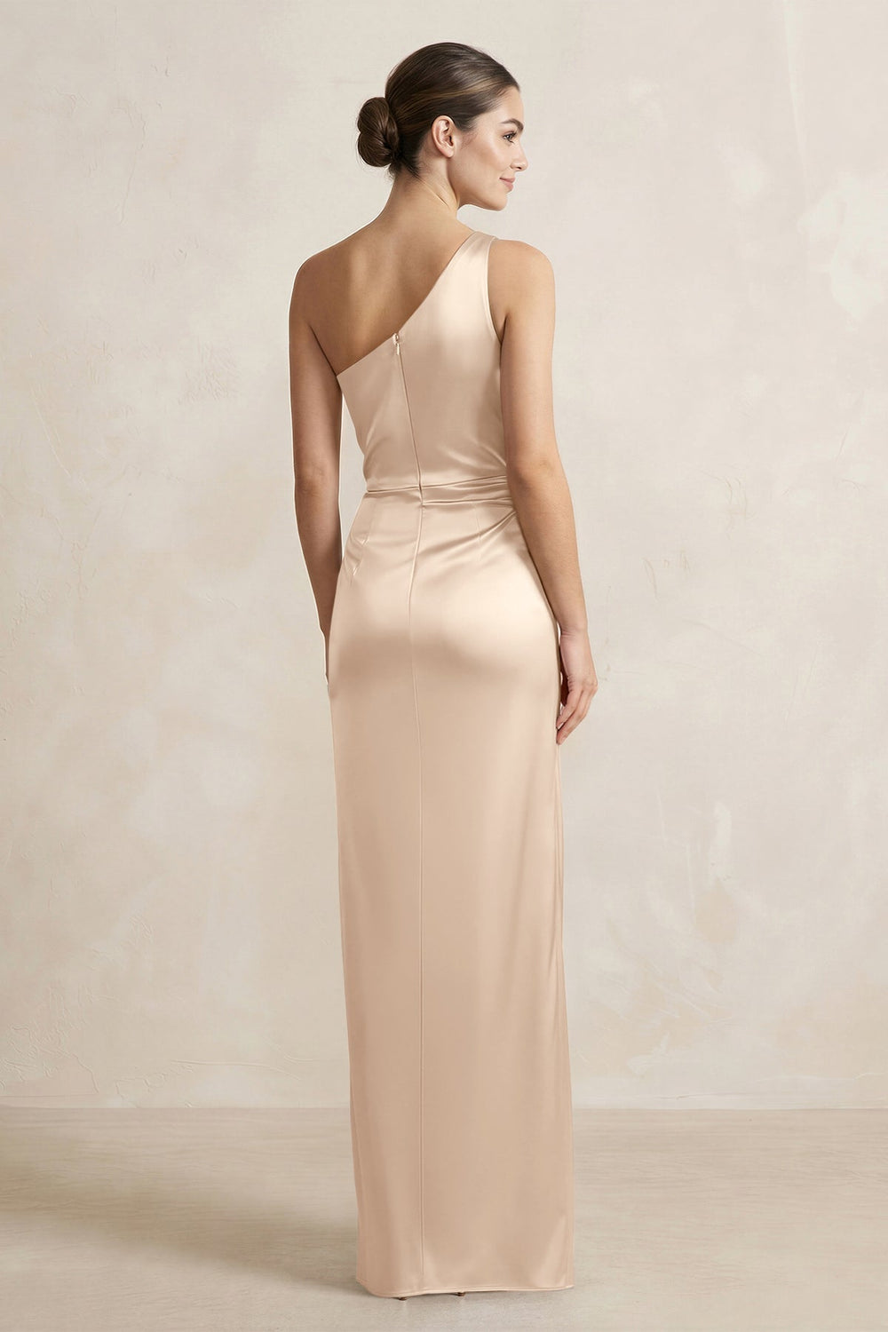 One-Shoulder Ruched Sheath Satin Bridesmaid Dress in Champagne