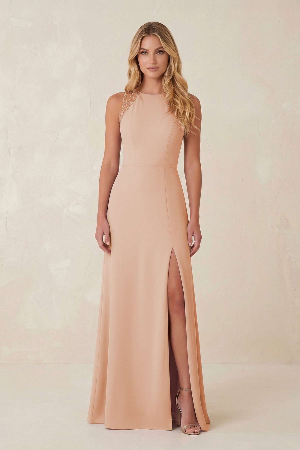 Round Neck Sheath Chiffon Appliqued Bridesmaid Dress in Champagne Rose