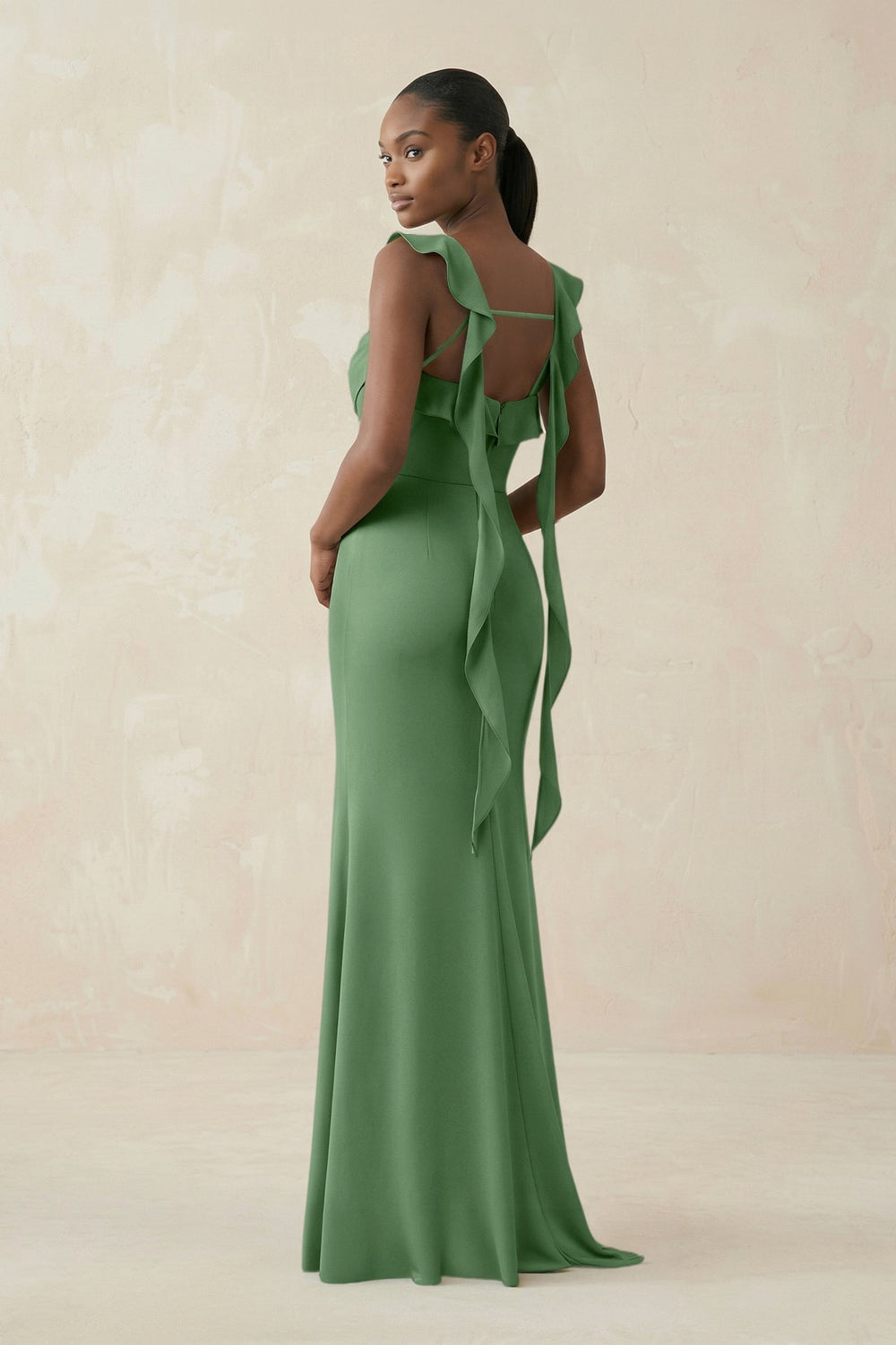 Ruffled Sleeve Sheath Satin Bridesmaid Dress in Matcha