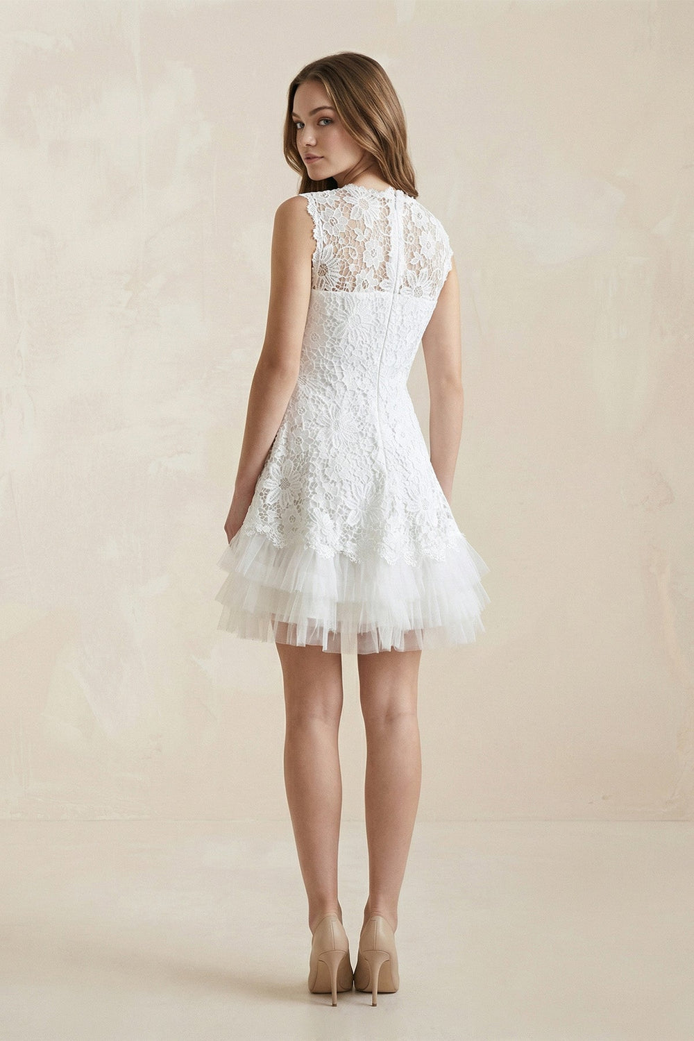 Scoop Neck Lace A-Line Mini Wedding Dress in White