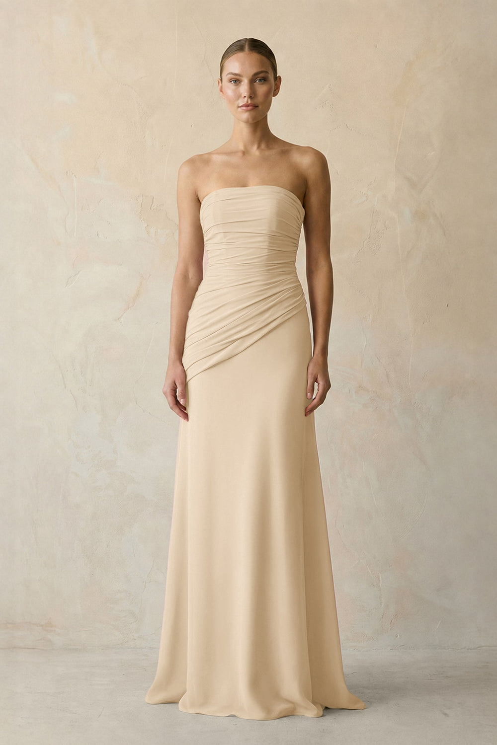 Sheath Chiffon Strapless Pleated Bridesmaid Dress in Champagne