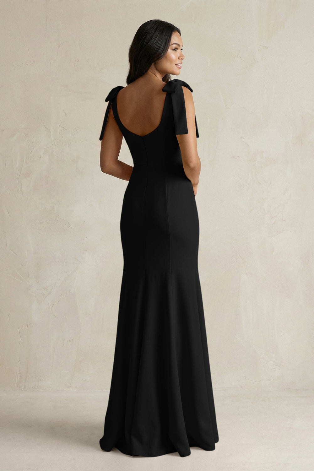 Square Neck Mermaid Bridesmaid Dress With Bow in Black