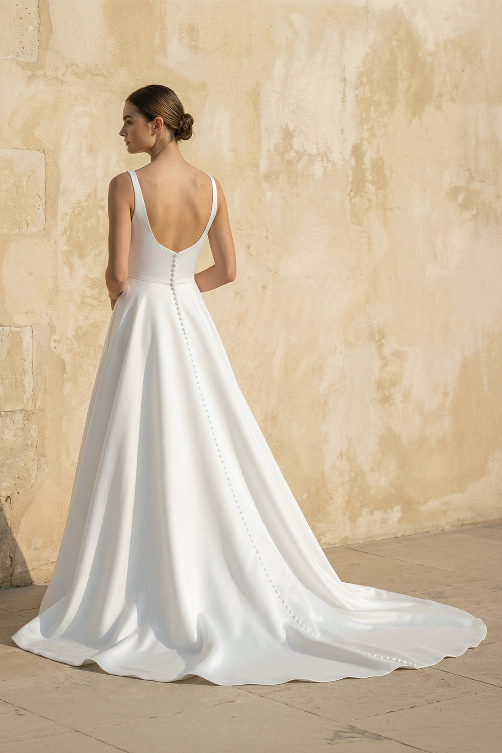 Square Neck Satin Wedding Dress With Appliques in White