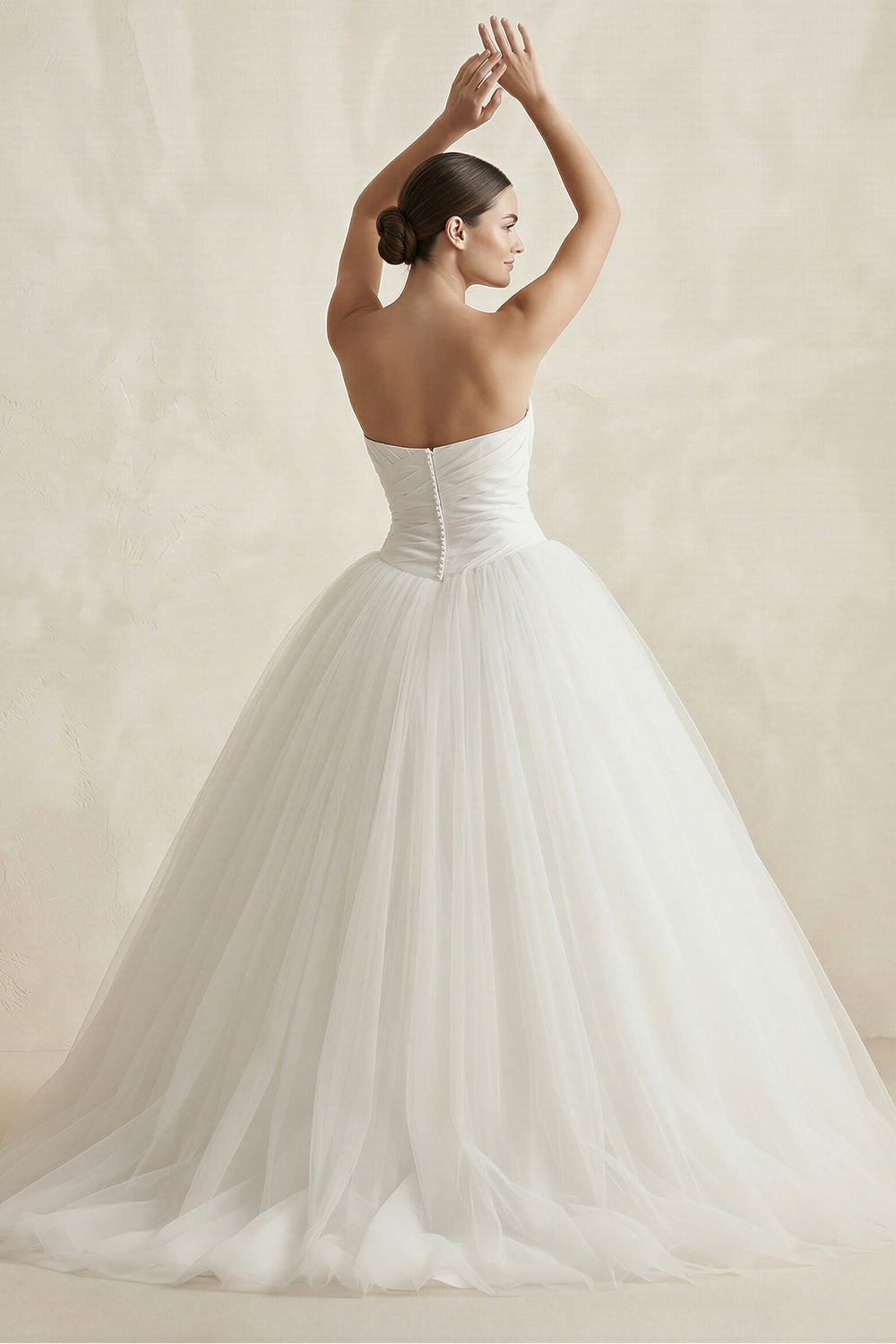 Strapless Tulle Ball Gown Ruched Wedding Dress in Ivory