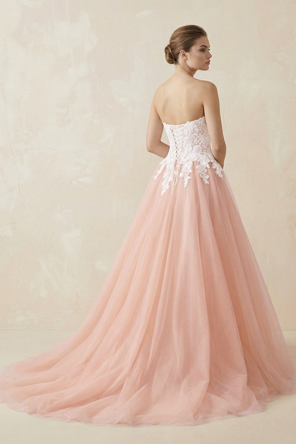 Sweetheart A-Line Tulle Appliqued Wedding Dress in Pink