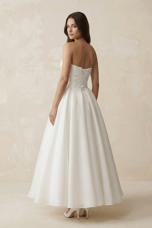 Sweetheart Chiffon A - Line Ruched Wedding Dress in White - KISS BRIDAL Wedding Dresses