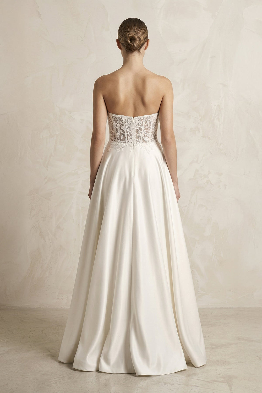 Sweetheart Corset Lace A-Line Satin Wedding Dress With Slit in White