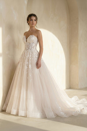 Sweetheart Tulle Ball Gown With Appliques in White and Nude - KISS BRIDAL Wedding Dresses