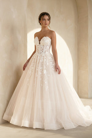 Sweetheart Tulle Ball Gown With Appliques in White and Nude - KISS BRIDAL Wedding Dresses