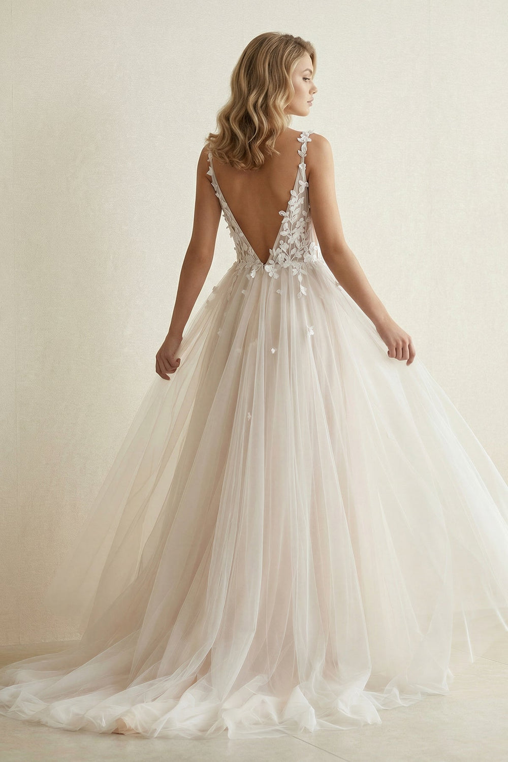 Tulle V-Neck A-Line Appliqued Wedding Dress in Ivory