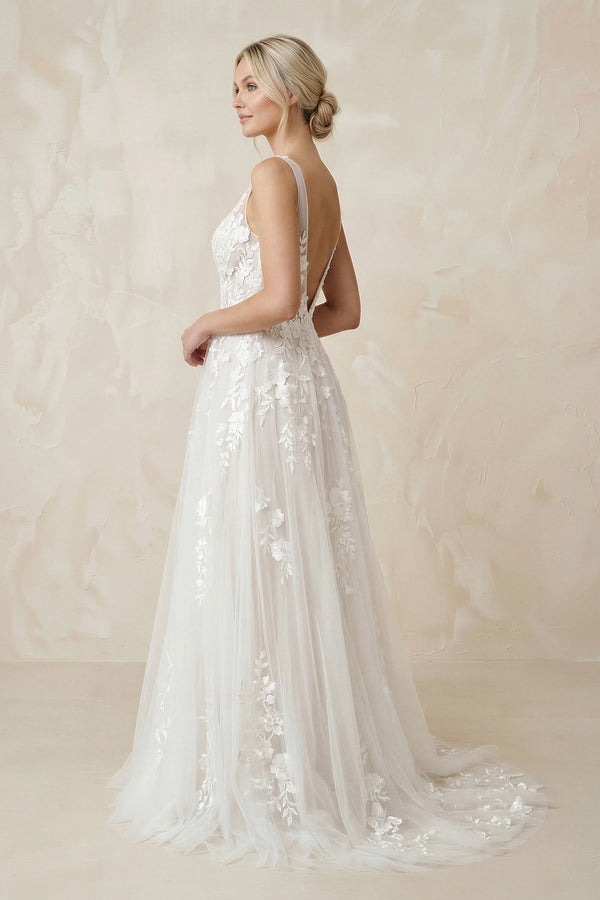 V - Neck A - Line Tulle Appliqued Maxi Wedding Dress in White - KISS BRIDAL Wedding Dresses
