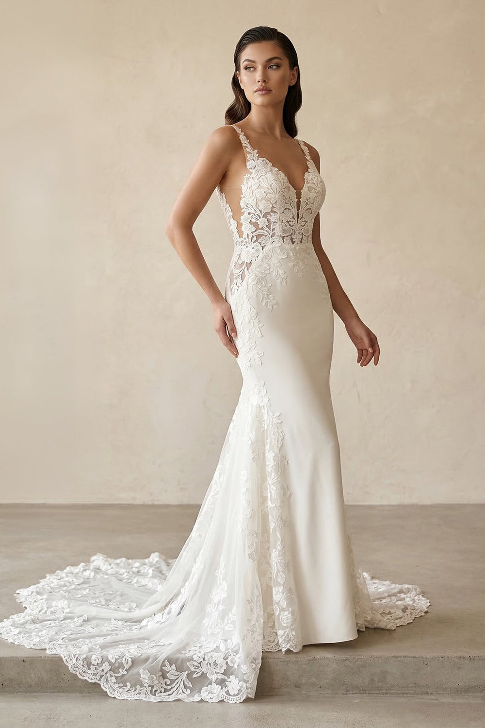 V-Neck Lace Mermaid Appliqued Wedding Dress in White