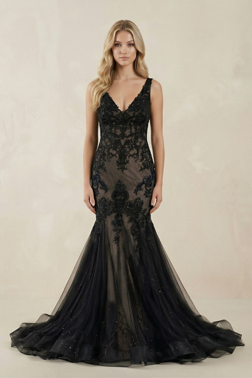 V-Neck Mermaid Appliqued Tulle Wedding Dress in Black