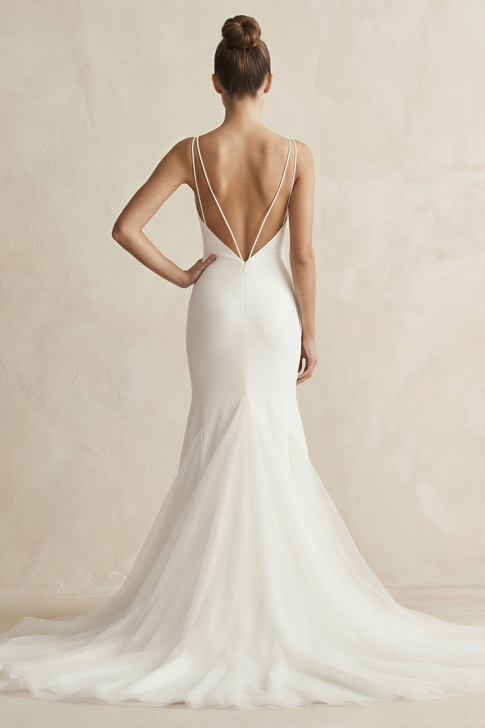 V-Neck Mermaid Satin Ruched Wedding Dress in White