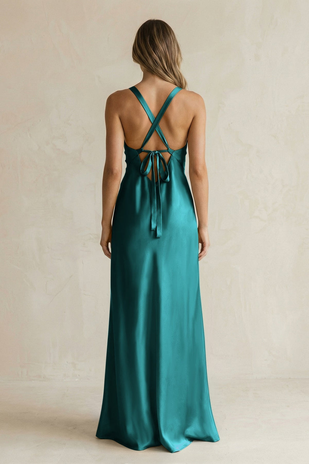 V-Neck Sheath Satin Bridesmaid Dress With Slit in Emerald