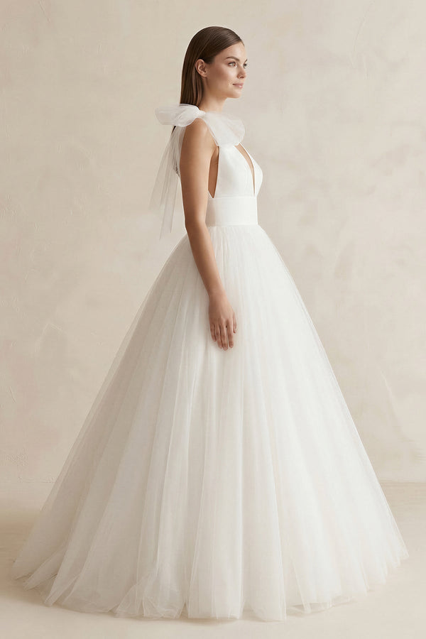V - Neck Tulle Ball Gown Wedding Dress With Bow in White - KISS BRIDAL Wedding Dresses